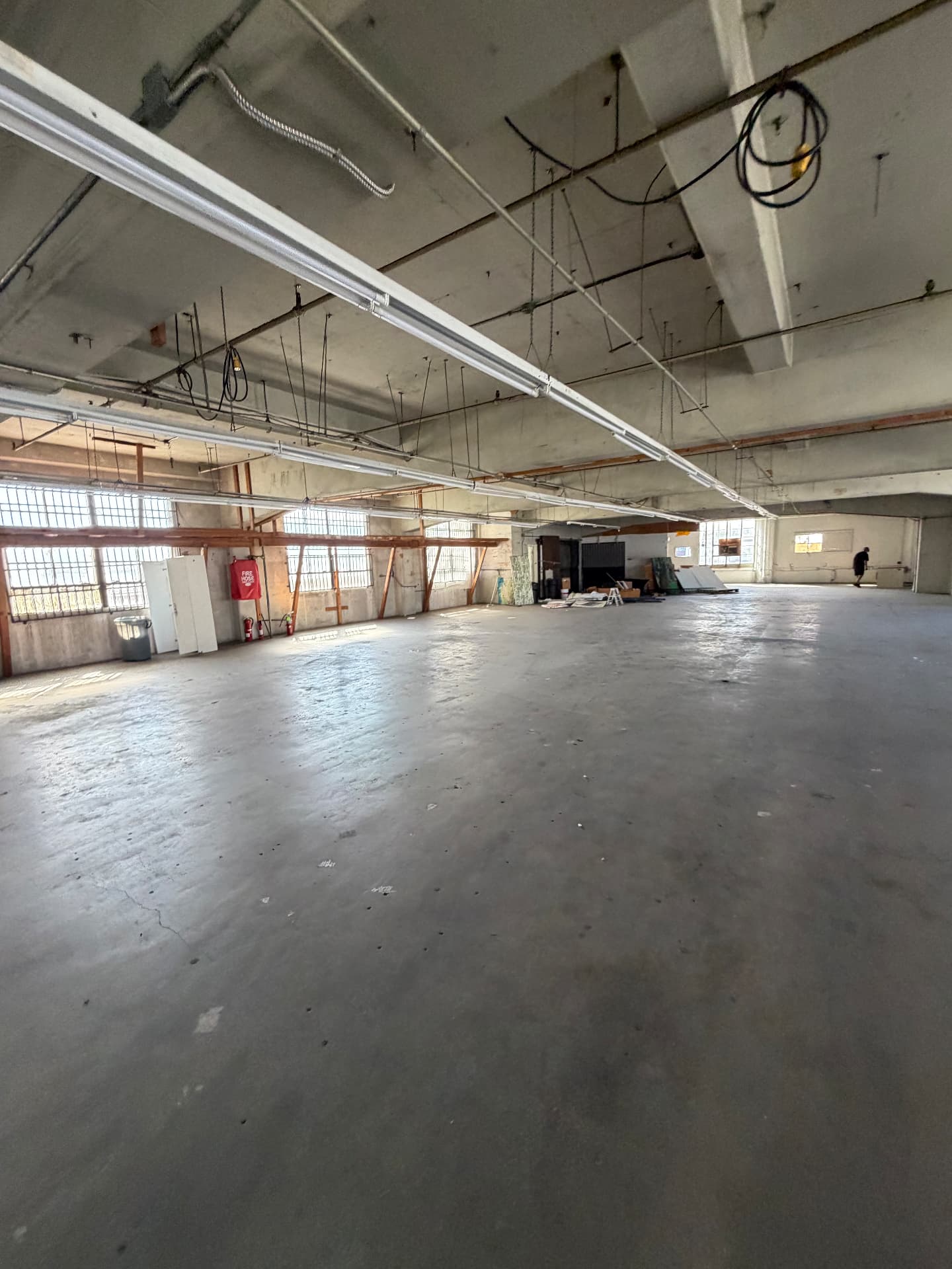 Open floor configuration